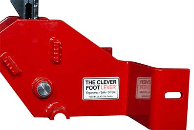 clever foot lever 02