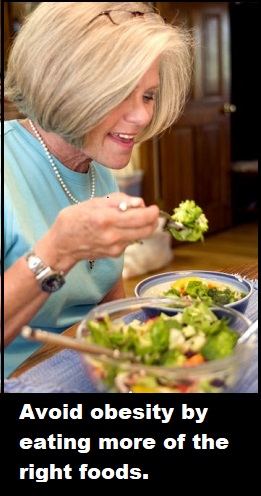 woman eating this vegetable salad packed full of healthy ingredients 361x544